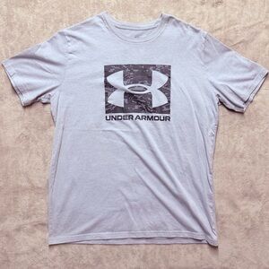 Men’s Under Armour Heat Gear Loose Fit Grey T-Shirt Size XL